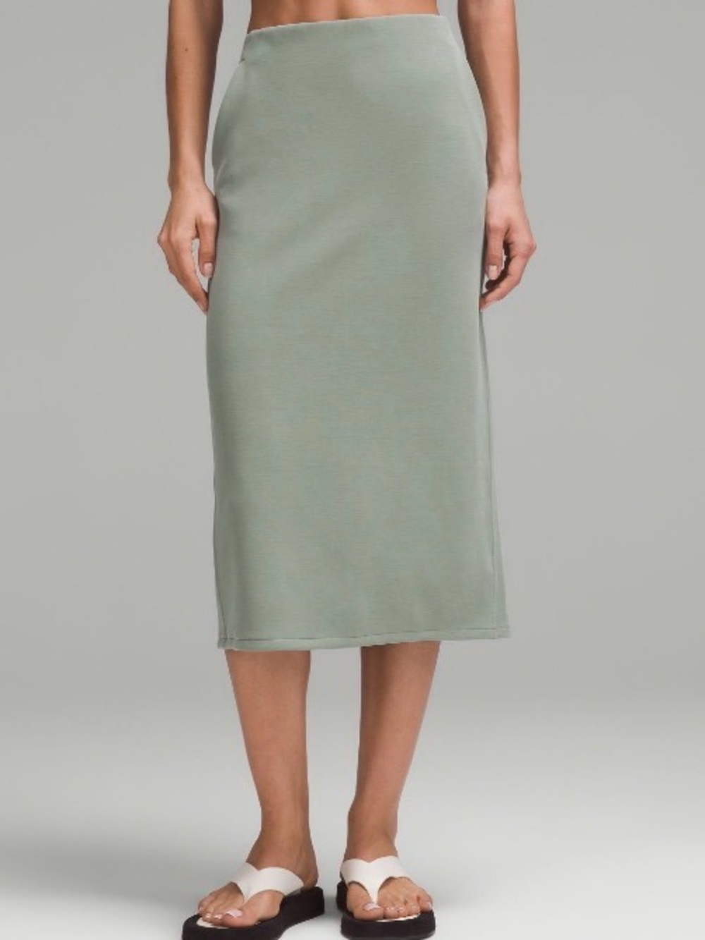 Lululemon Sage Green Softstreme Midi Skirt - Women Size 8 / Like New, Never Worn